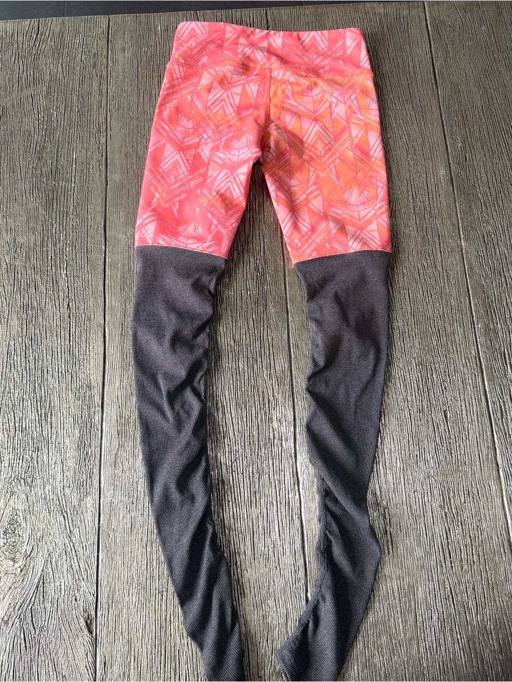 Alo Goddess Ribbed Leggings Warmers Womens Size XS Orange And Gray Yoga Exercise - Picture 6 of 8